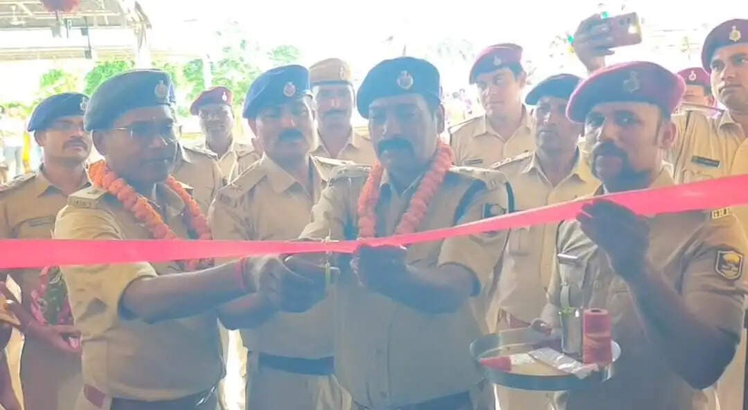 सुल्तानगंज स्टेशन पर अस्थायी जीआरपी थाना का शुभारंभ, सुरक्षा के लिए सैकड़ों जवान रहेंगे तैनात