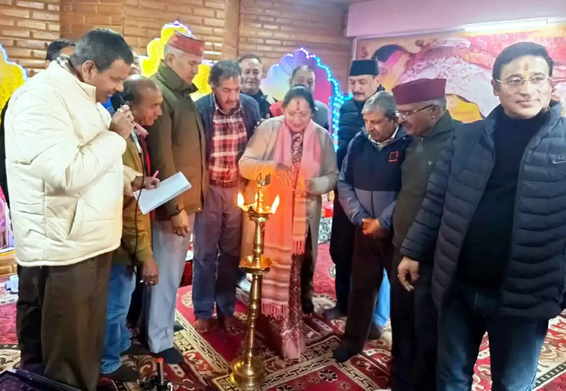 श्री राम सेवक सभा में पोष के प्रथम रविवार से शुरू हुई निर्वाण की होली