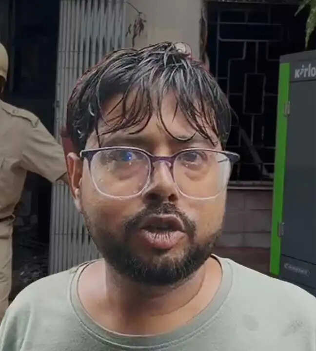 बंगाल : तारापीठ अग्निकांड मामले में होटल मालिक गिरफ्तार, मृतकों की संख्या बढ़कर हुई सात