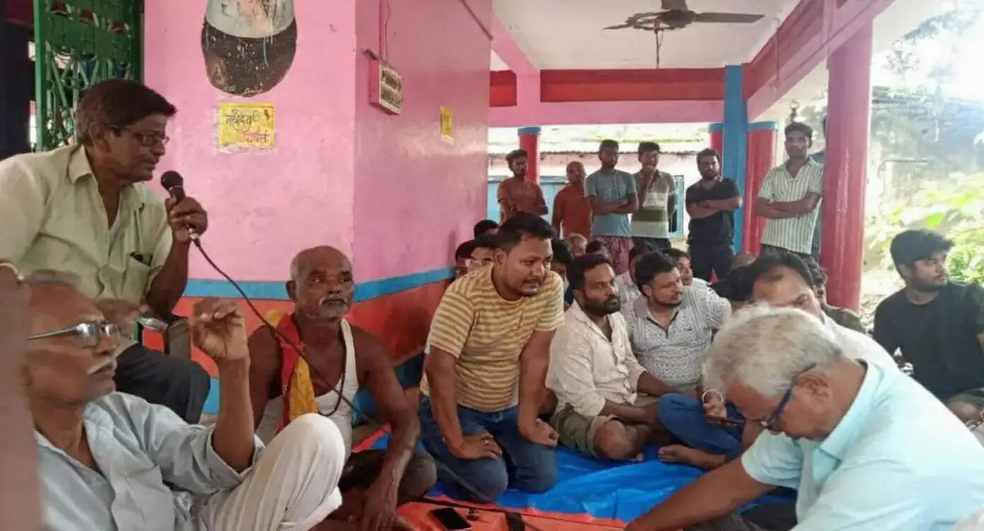 थुमहा बाजार में सूखा नशा के खिलाफ ग्रामीणों की बड़ी पहल, जागरूकता अभियान चलाया