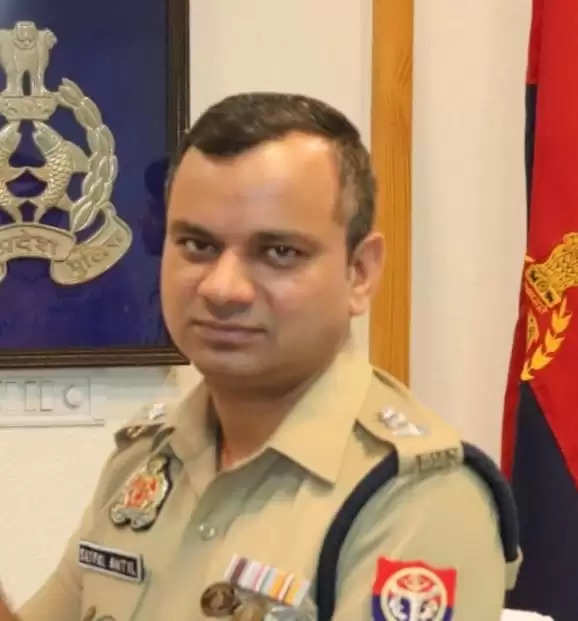 वरिष्ठ पुलिस अधीक्षक ने 14 थानों के प्रभारी बदले, दो को जिले से कार्य मुक्त किया