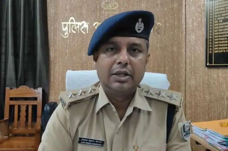 दो हथियार तस्कर गिरफ्तार, 100 राउंड कारतूस और देसी कट्टा बरामद
