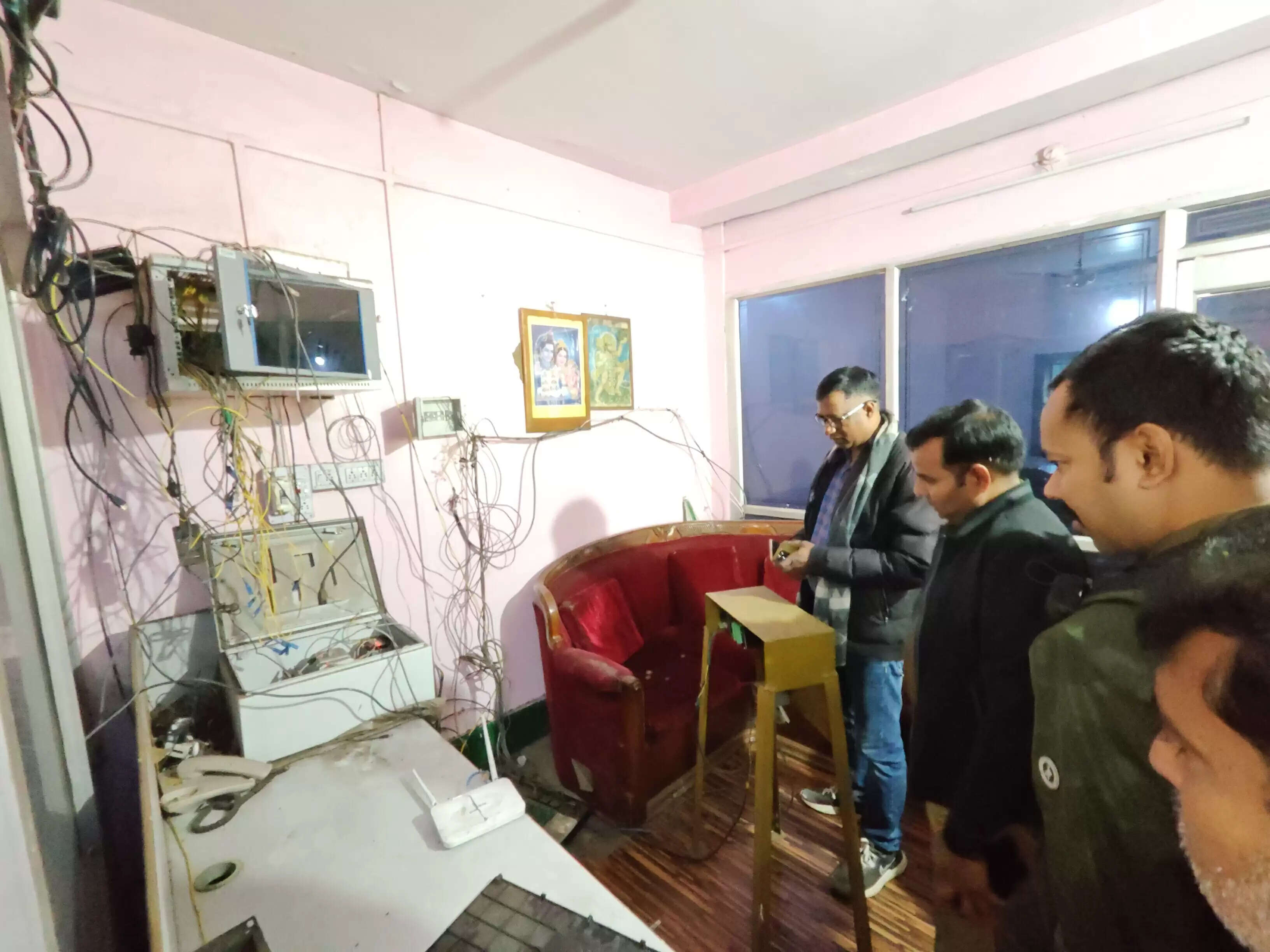 दयाल स्टील प्लांट से लुटेरों ने 50 लाख के कॉपर वायर लूटे