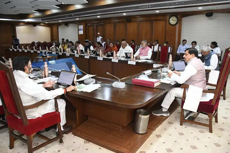कैबिनेटः मप्र के 6 जिलों में खुलेंगे नए मेडिकल कॉलेज, विकास कार्यों के लिए 19, 810 करोड़ रुपये स्वीकृत
