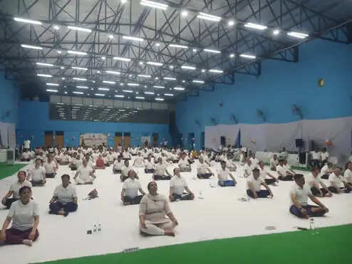 एनसीआर ने धूमधाम से मनाया बारहवॉ अन्तरराष्ट्रीय योग दिवस