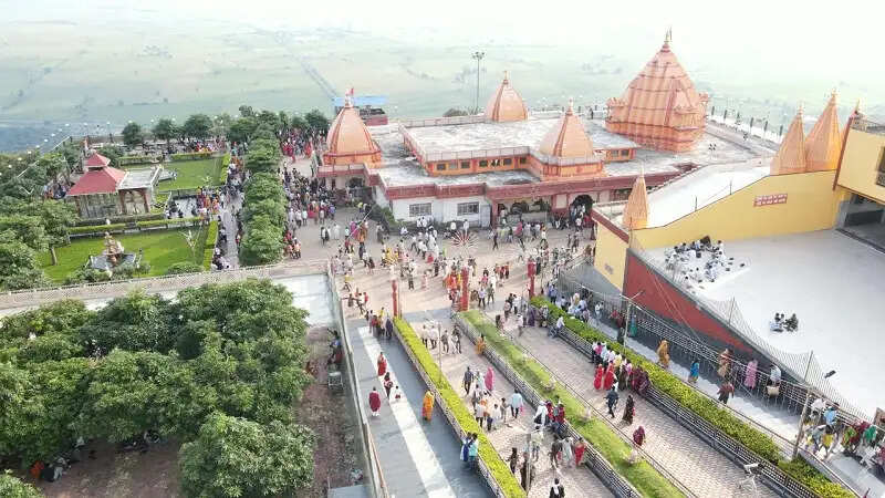 मप्रः सलकनपुर में एक हजार ऊंचे विन्ध्य पर्वत पर विराजमान हैं माता विजयासन, नवरात्रि में उमड़ेगा आस्था का सैलाब