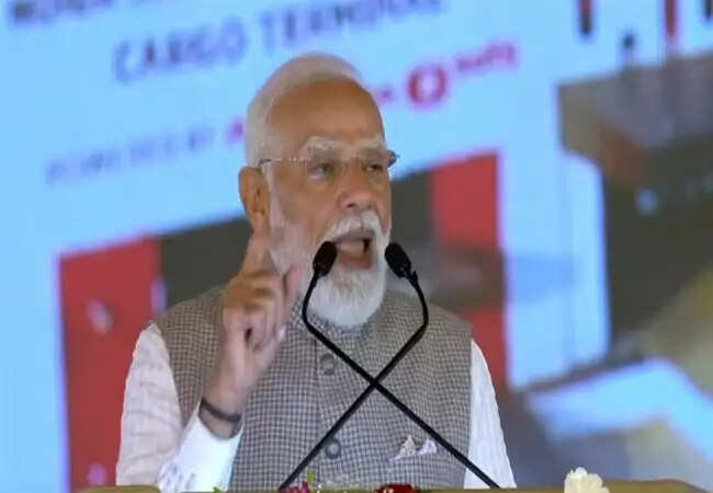 पश्चिम एशिया संकट से पूरा विश्व चिंतित, भारत मजबूती से कर रहा मुकाबला : प्रधानमंत्री