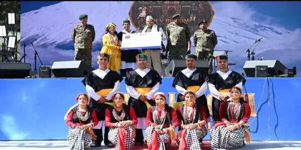 देवभूमि की लोक संस्कृति हमारी पहचान एवं नई पीढ़ी को जड़ो से जोड़ना सामूहिक जिम्मेदारी :- मुख्यमंत्री