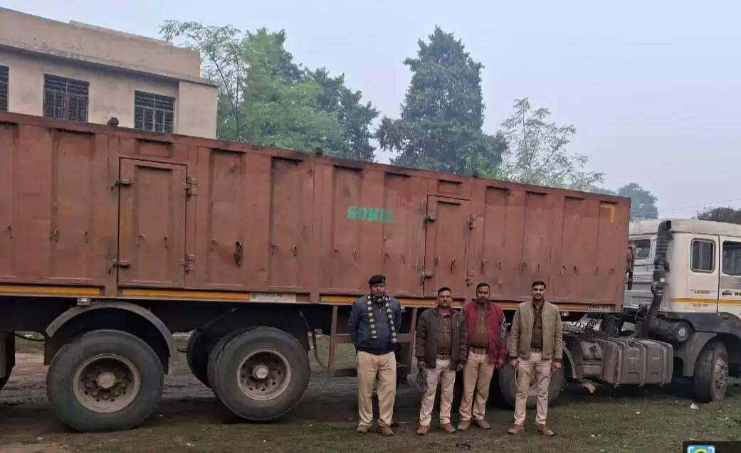 खनन विभाग ने अवैध खनन, परिवहन एवं भंडारण के खिलाफ की कार्रवाई,दो ट्रक जब्त