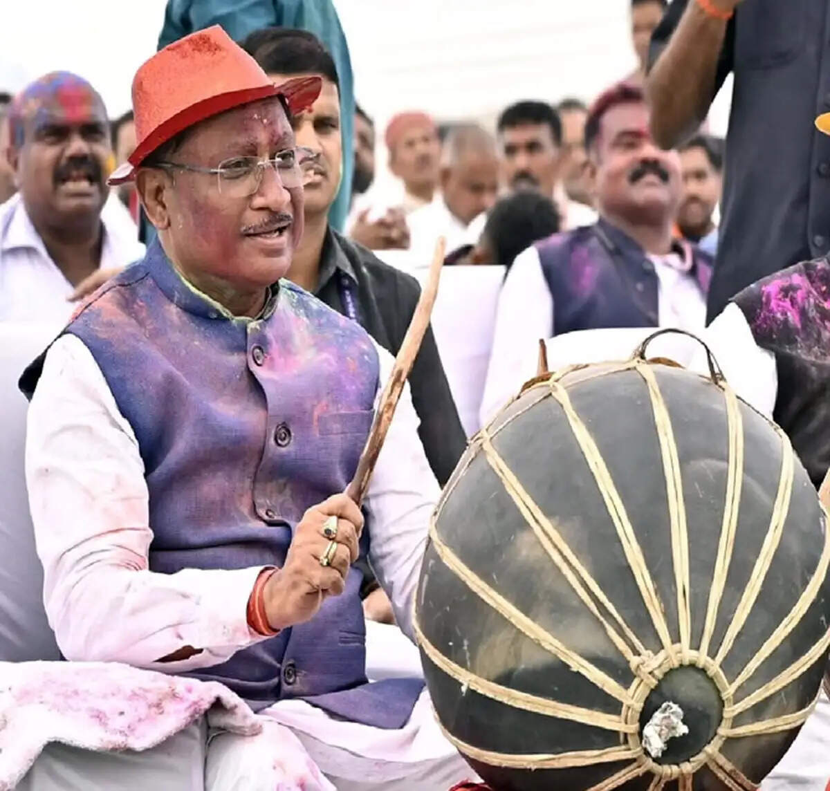 मुख्यमंत्री&nbsp;साय&nbsp;आज&nbsp;होली मिलन कार्यक्रमों में होंगे शामिल