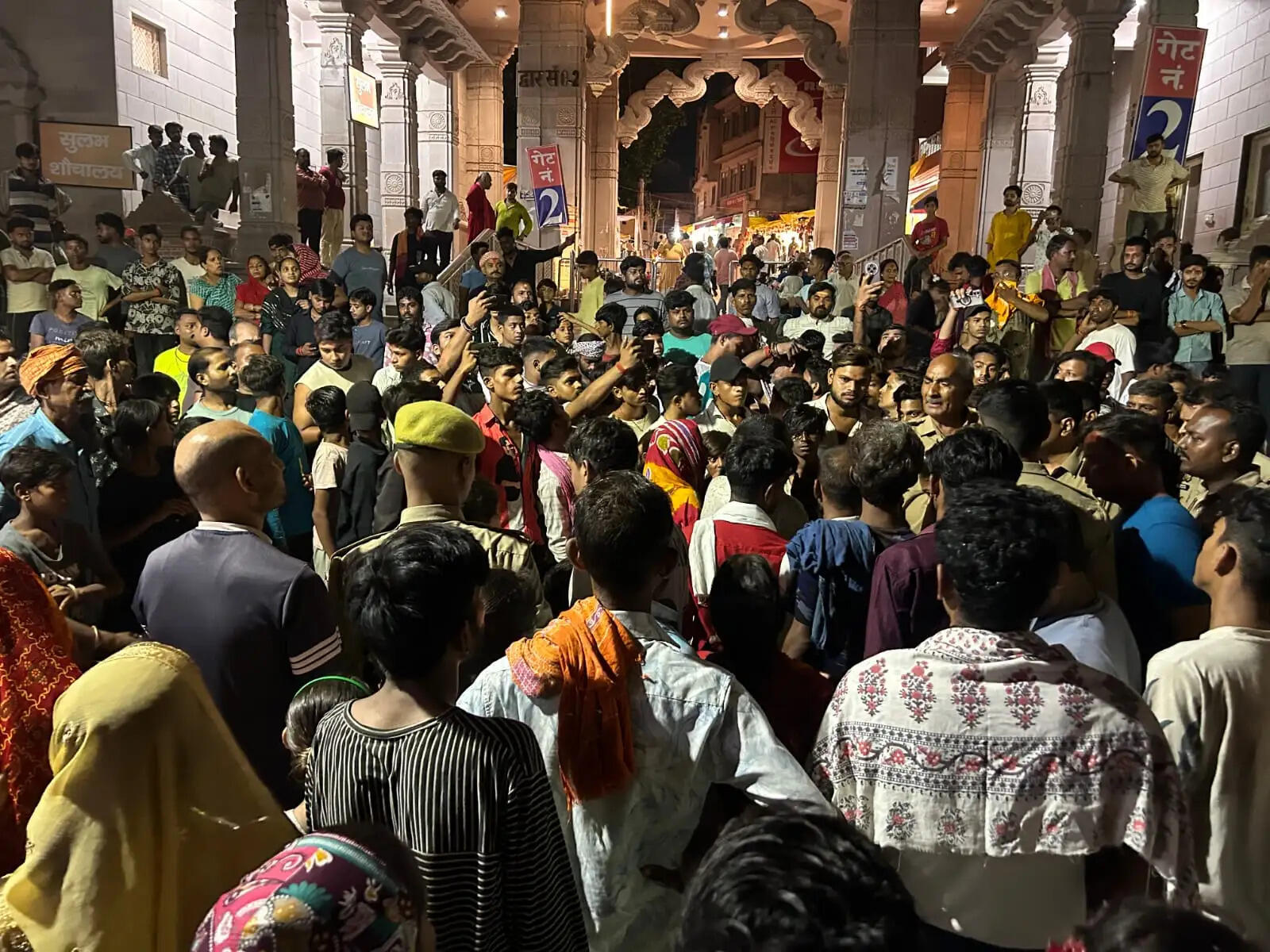 युवक की मौत पर परिजनों का चक्का जाम, हत्या का आरोप लगा कार्रवाई की मांग