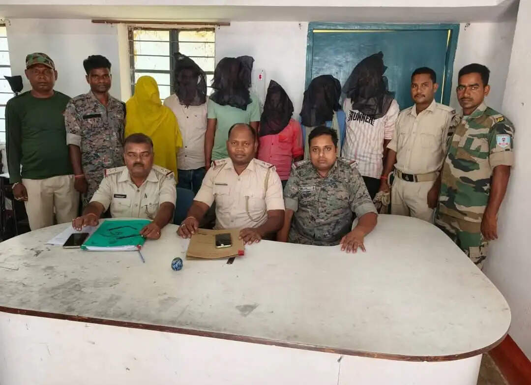 ऑपरेशन वज्र के तहत एक ही रात में 40 अपराधी गिरफ्तार