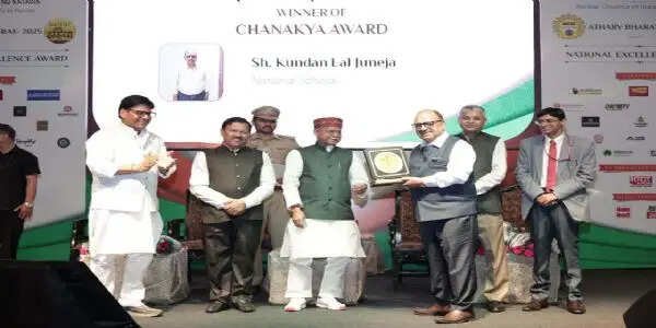 सिरमौर के केएल जुनेजा चंडीगढ़ में चाणक्य अवार्ड से सम्मानित