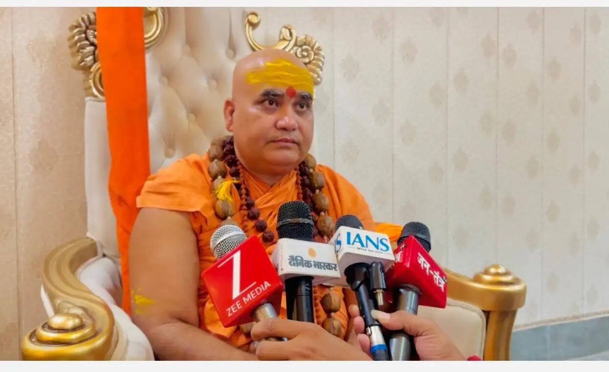 नेपाल में हुई त्रासदी पर चीन सरकार दे मुआवजा : शंकराचार्य स्वामी अधोक्षजानंद देव तीर्थ