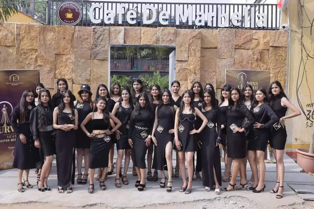 नेशनल लेवल ब्यूटी पेजेंट ‘मिस उर्वशी सीजन 4’में &nbsp;मिस कैटेगरी की फीमेल मॉडल्स ने किया पार्टिसिपेट