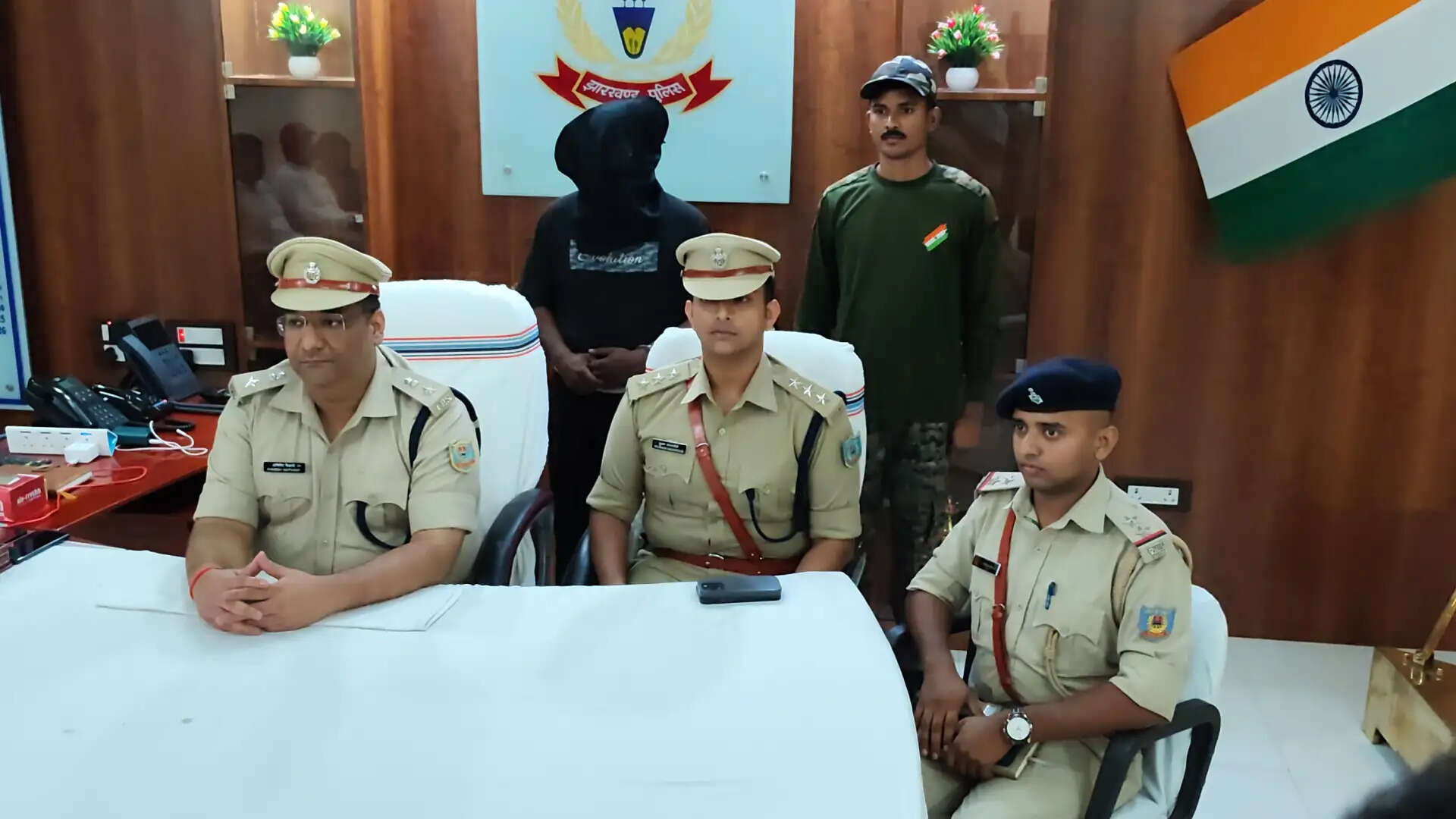 चतरा में 1,050 किलो डोडा बरामद, पंजाब ले जा रहा तस्कर गिरफ्तार