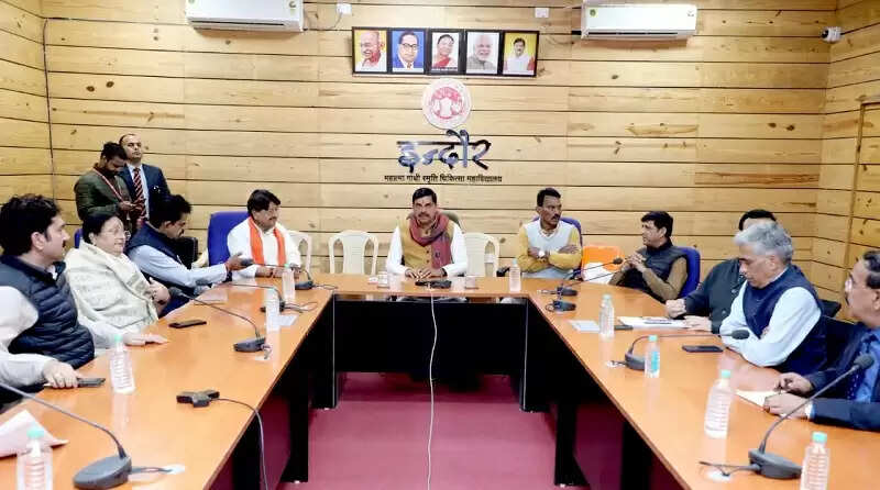 घबराने की जरुरत नहीं है राज्य शासन आपके साथ : मुख्यमंत्री डॉ यादव