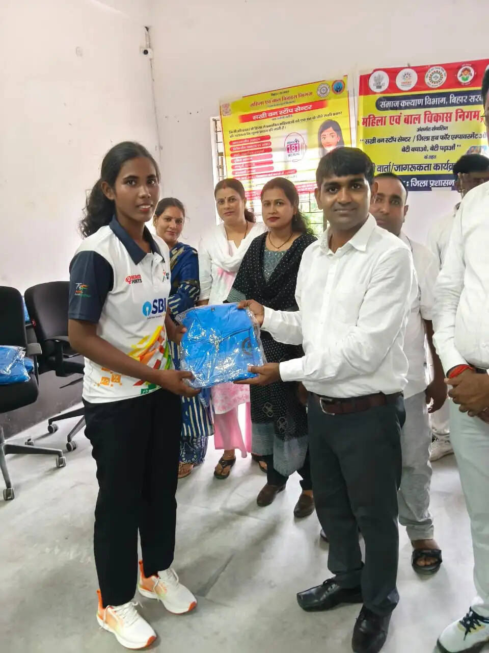 खेल मैदान से बेटियों ने दिया सशक्त समाज का संदेश, बालिकाओं को किया सम्मानित