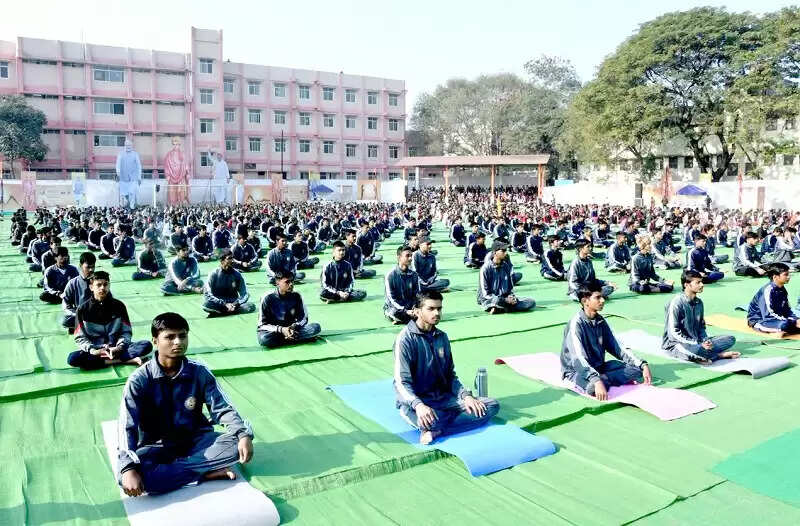 स्वामी विवेकानंद ने अपने विचारों से राष्ट्र के युवाओं में नई ऊर्जा का किया संचार : मुख्यमंत्री डॉ. यादव