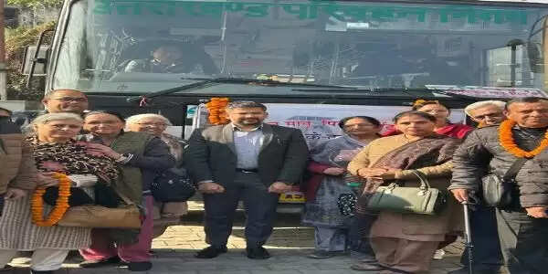 पं.दीन दयाल तीर्थाटन योजना के तहत पहला जत्था जागेश्वर धाम रवाना