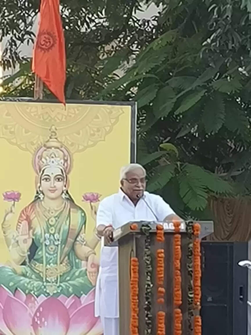 विश्व में नई ताकत बनकर उभर रहा है भारत: जोशी