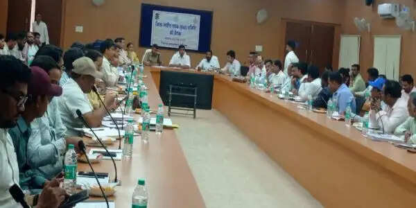 कोरबा : दुर्घटनाओं पर प्रभावी नियंत्रण के लिए त्वरित और ठोस कदम उठाने के निर्देश