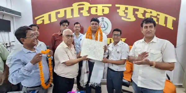 वेद प्रकाश यादव ने वार्डनों के दिलों में बनाई विशेष जगह : अखिलेश कुमार ओझा