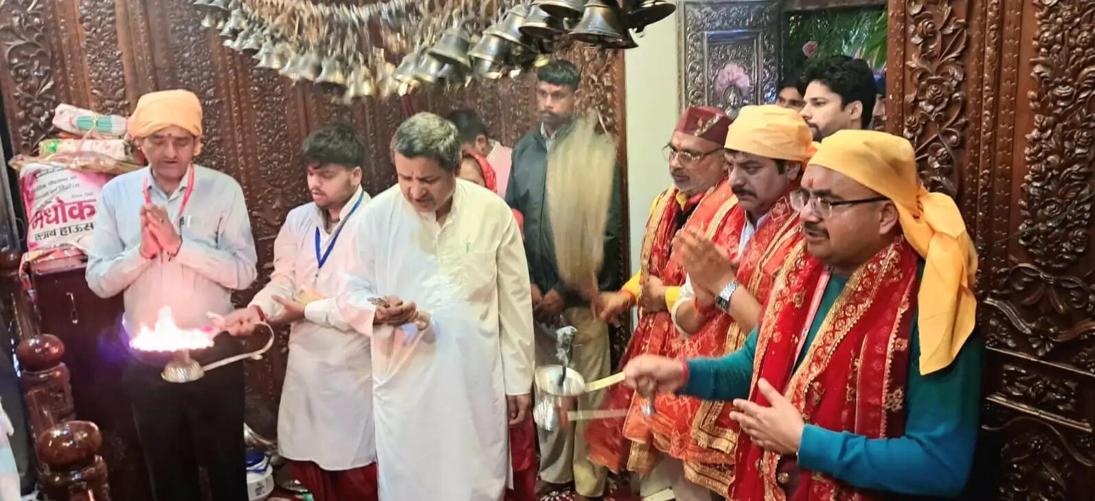 सिद्धपीठ त्रिलोकपुर में उमड़ रहा श्रद्धा का सैलाब