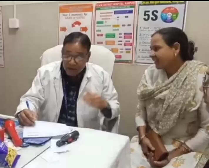 मौसम में बदलाव और बढ़ता प्रदूषण बना लोगों की आंखों के लिए समस्या, अस्पतालों में बढ़ने लगी भीड़