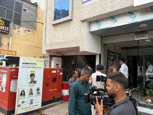 फायर सेफ्टी में खामियां मिलने पर छह कोचिंग संस्थान सील, नगर निगम की बड़ी कार्रवाई