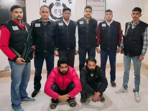 पलवल एसटीएफ के हत्थे चढ़ा 50 हजार का इनामी एटीएम कटर, साथी सहित गिरफ्तार