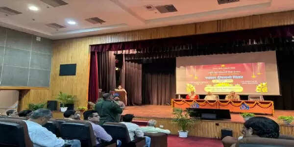 पूरे समाज और देश की दीपावली बनाने के लिए चिंतन करें बुद्धिजीवी : प्रदीप जोशी