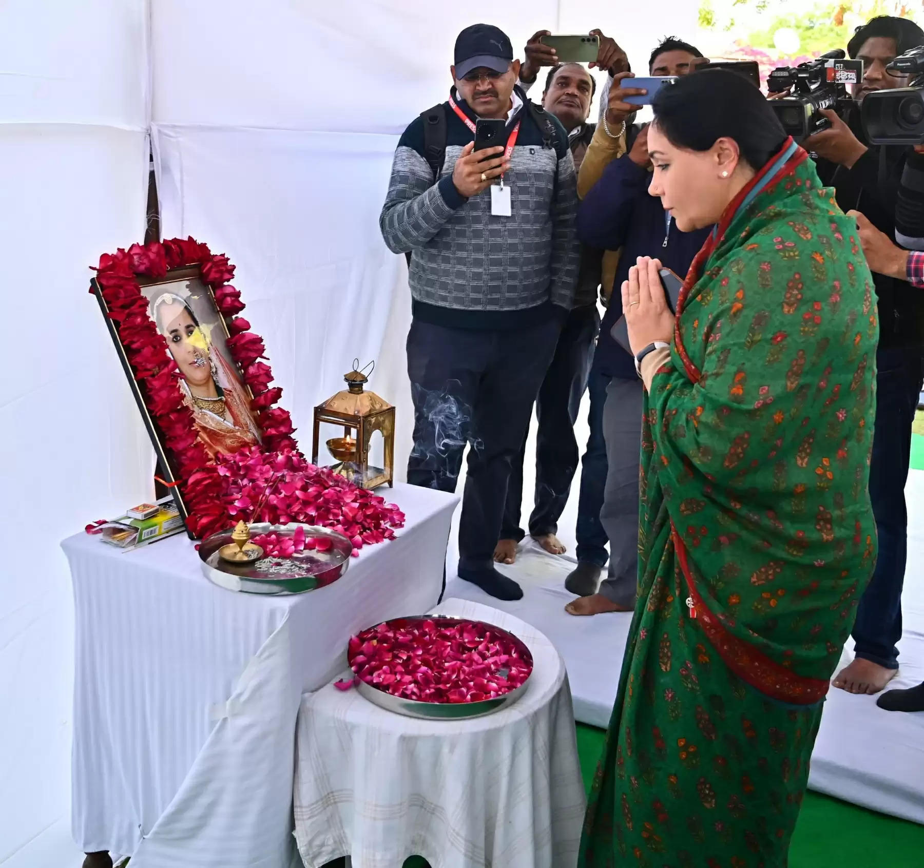 उप मुख्यमंत्री ने चित्रा सिंह को दी श्रद्धांजलि : जोधपुर में भाजपा कार्यकर्ताओं ने किया स्वागत