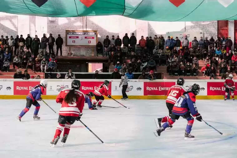 रॉयल एनफील्ड आइस हॉकी लीग का दूसरा संस्करण कल से, लद्दाख करेगा मेजबानी