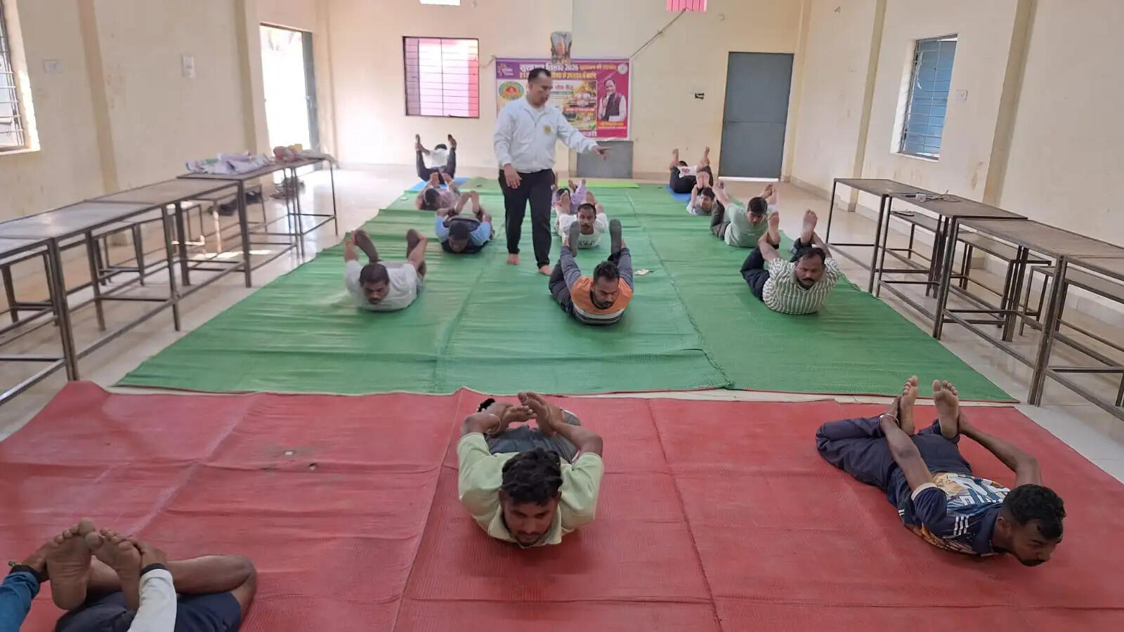 21 स्थानों पर विशेष योग शिविर से योगमय हो रहा शहर