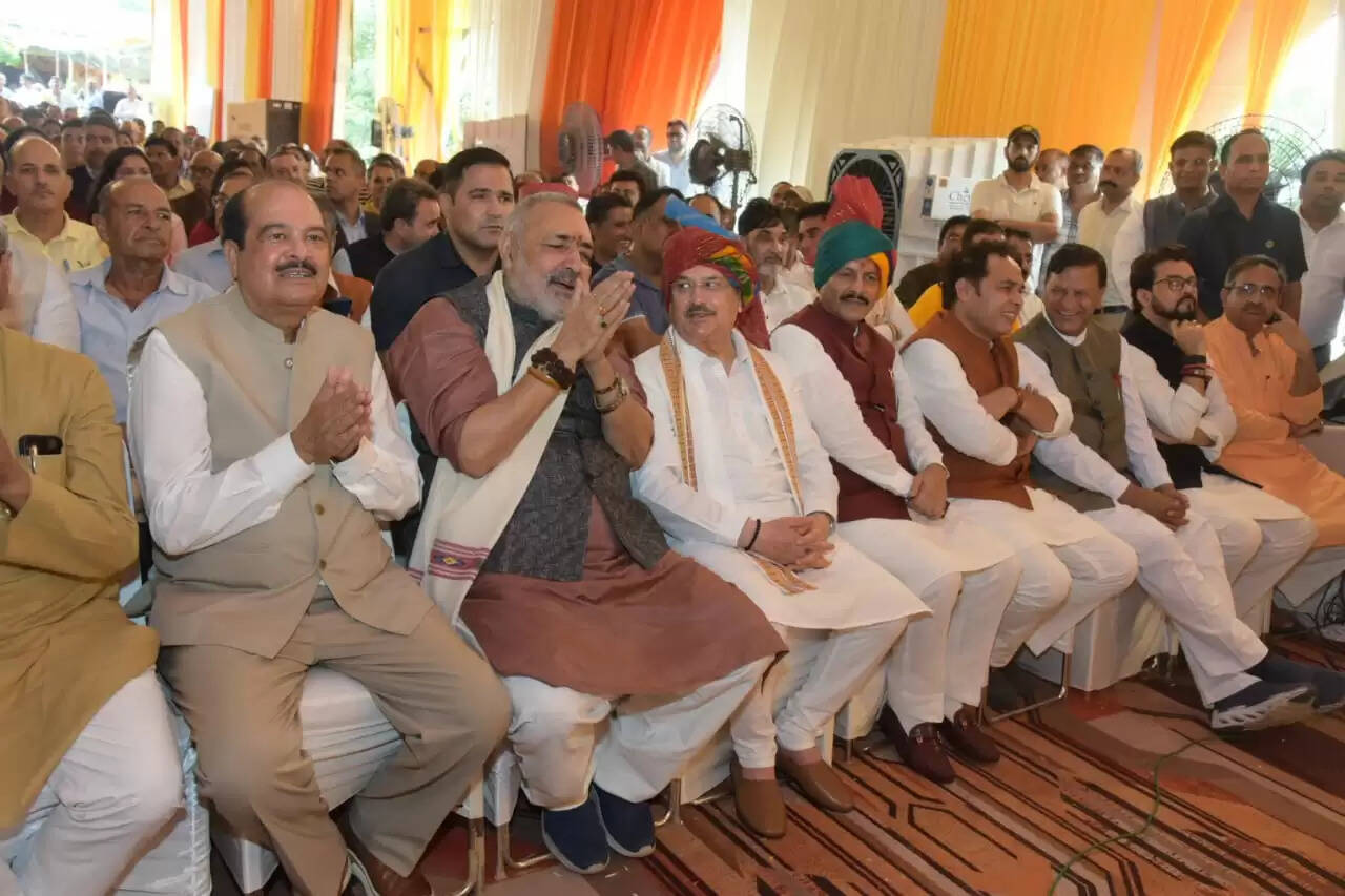 भाजपा अध्यक्ष जेपी नड्डा के पिता डॉ. नारायण लाल नड्डा के शतायु जन्मदिवस काआयोजन