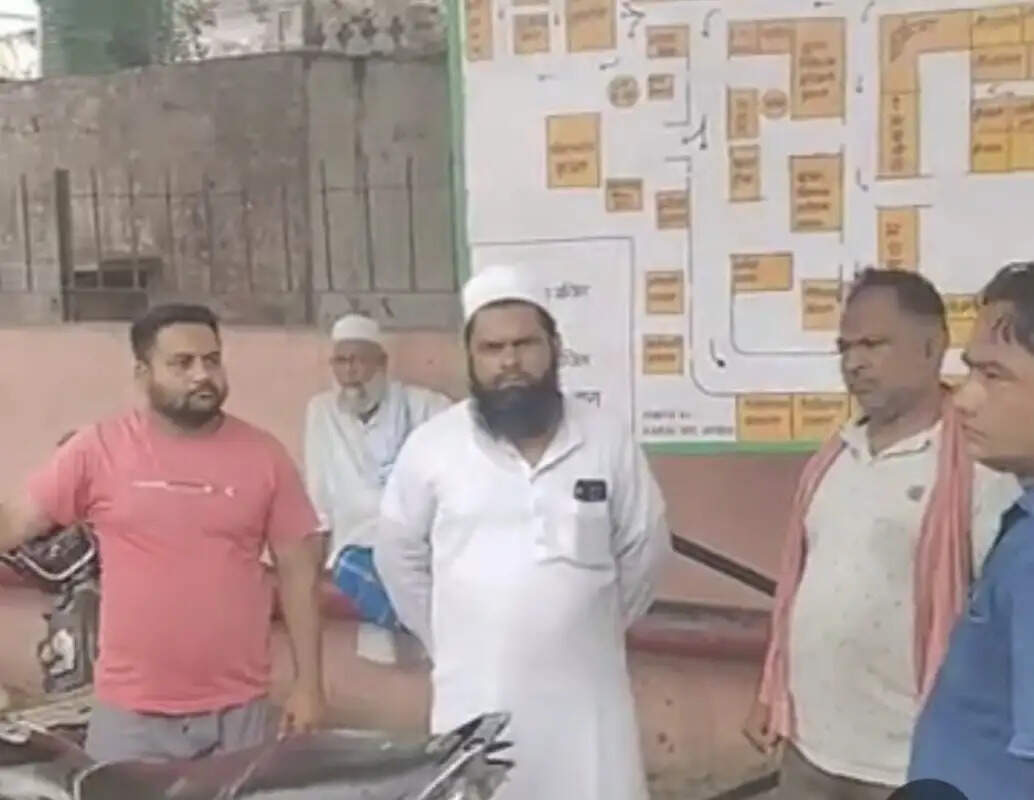 सड़क हादसे में पिकअप चालक की मौत