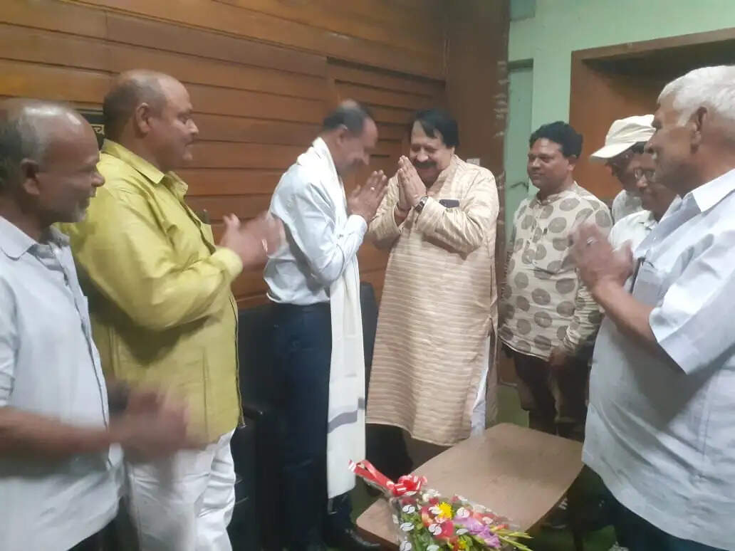 एचईसी के नए निदेशक (कार्मिक) ने लिया पदभार, यूनियन ने किया स्वागत