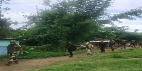 मणिपुर के चुराचांदपुर में चार लोगों की गोली मारकर हत्या