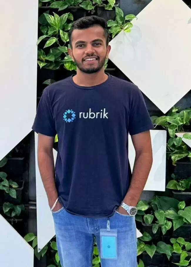 ट्रिपल आईटी के छात्र विपुल जैन को 1.45 करोड़ का पैकेज