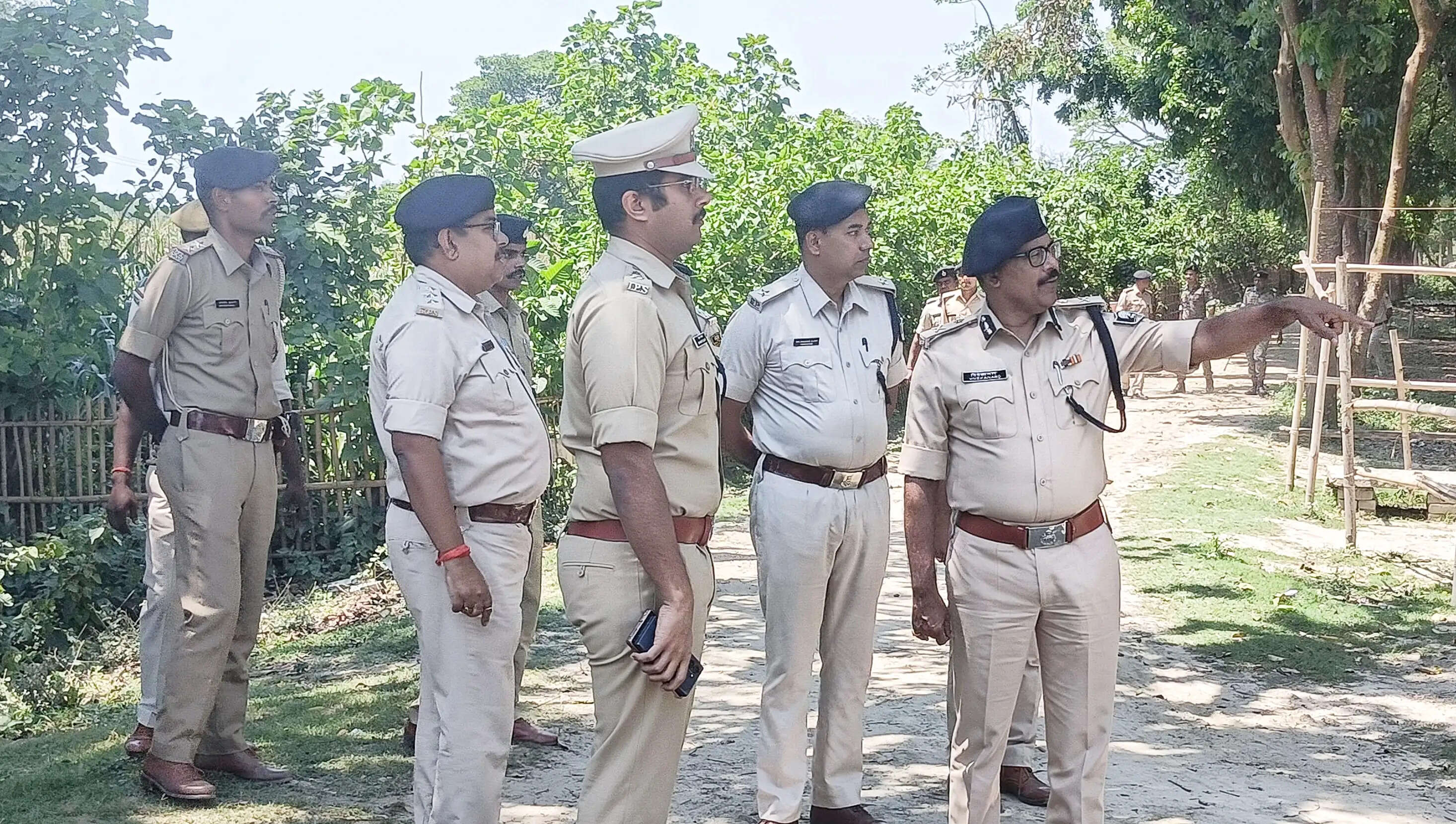 फलका थाना का आईजी ने किया निरीक्षण