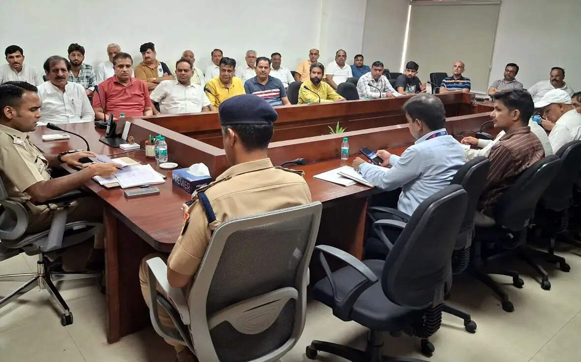 हिसार : सुरक्षा के प्रति सतर्कता एवं तकनीकी संसाधनों का उपयोग अत्यंत आवश्यक : सिद्धांत जैन