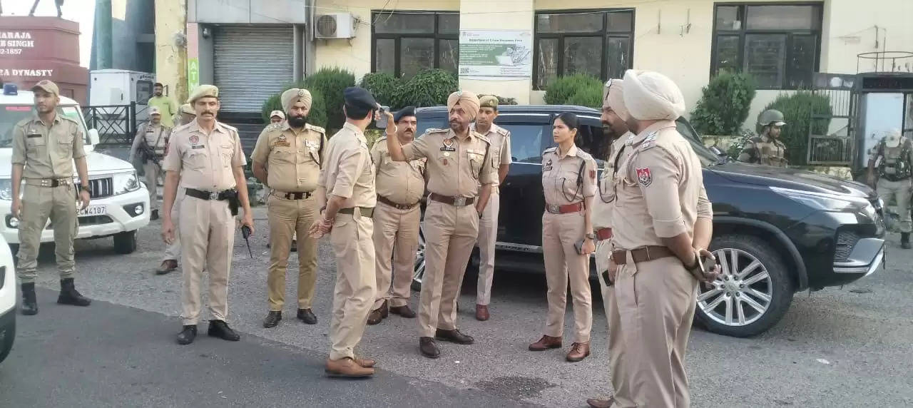 कठुआ पुलिस और पठानकोट पुलिस के बीच अंतर-राज्य समन्वय बैठक आयोजित, विभिन्न मुद्दों पर हुई चर्चा