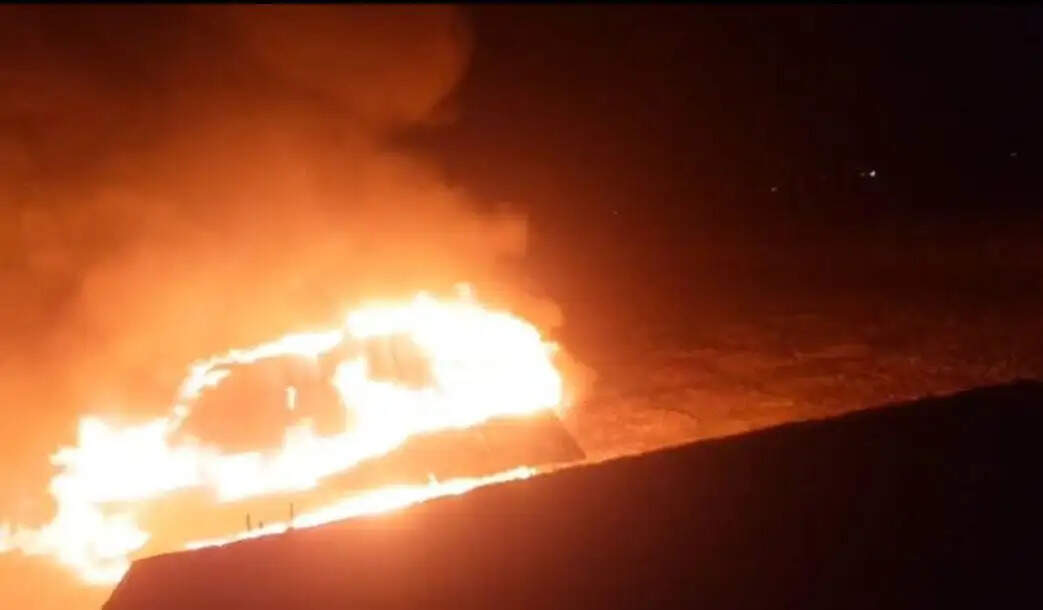 कोचगामा पंचायत क्षेत्र में भीषण आगलगी, तीन घर जलकर राख