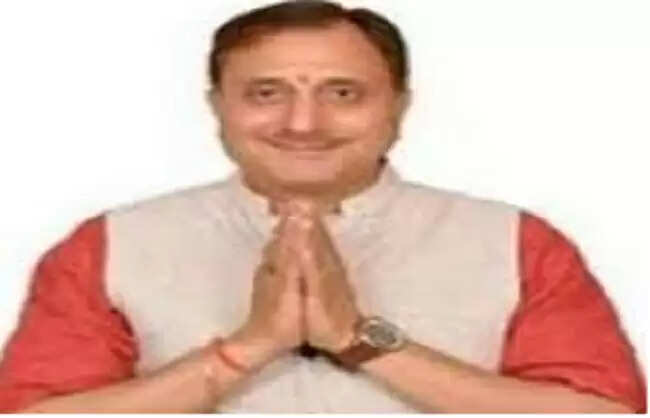 नगर निगम के नेता सदन प्रवेश वाही ने मुख्यमंत्री को लिखा पत्र, प्रशांत विहार में फुटओवर ब्रिज निर्माण का आग्रह