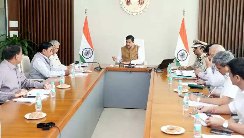 आपातकालीन चिकित्सा उपलब्ध कराने में प्रभावी पीएमश्री एयर एम्बुलेंस सेवा: मुख्यमंत्री डॉ. यादव