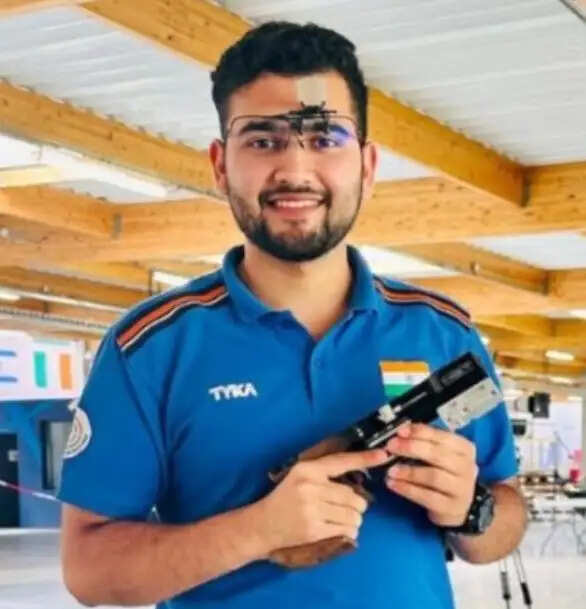 एशियाई खेल : अनीश भानवाला 25 मीटर रैपिड फायर पिस्टल में सातवें स्थान पर रहे