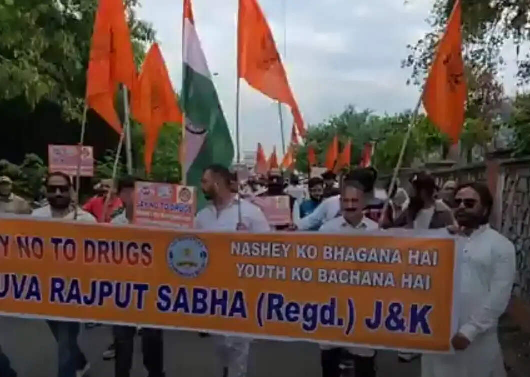 युवा राजपूत सभा-जम्मू कश्मीर ने निकाली नशा विरोधी जागरूकता रैली
