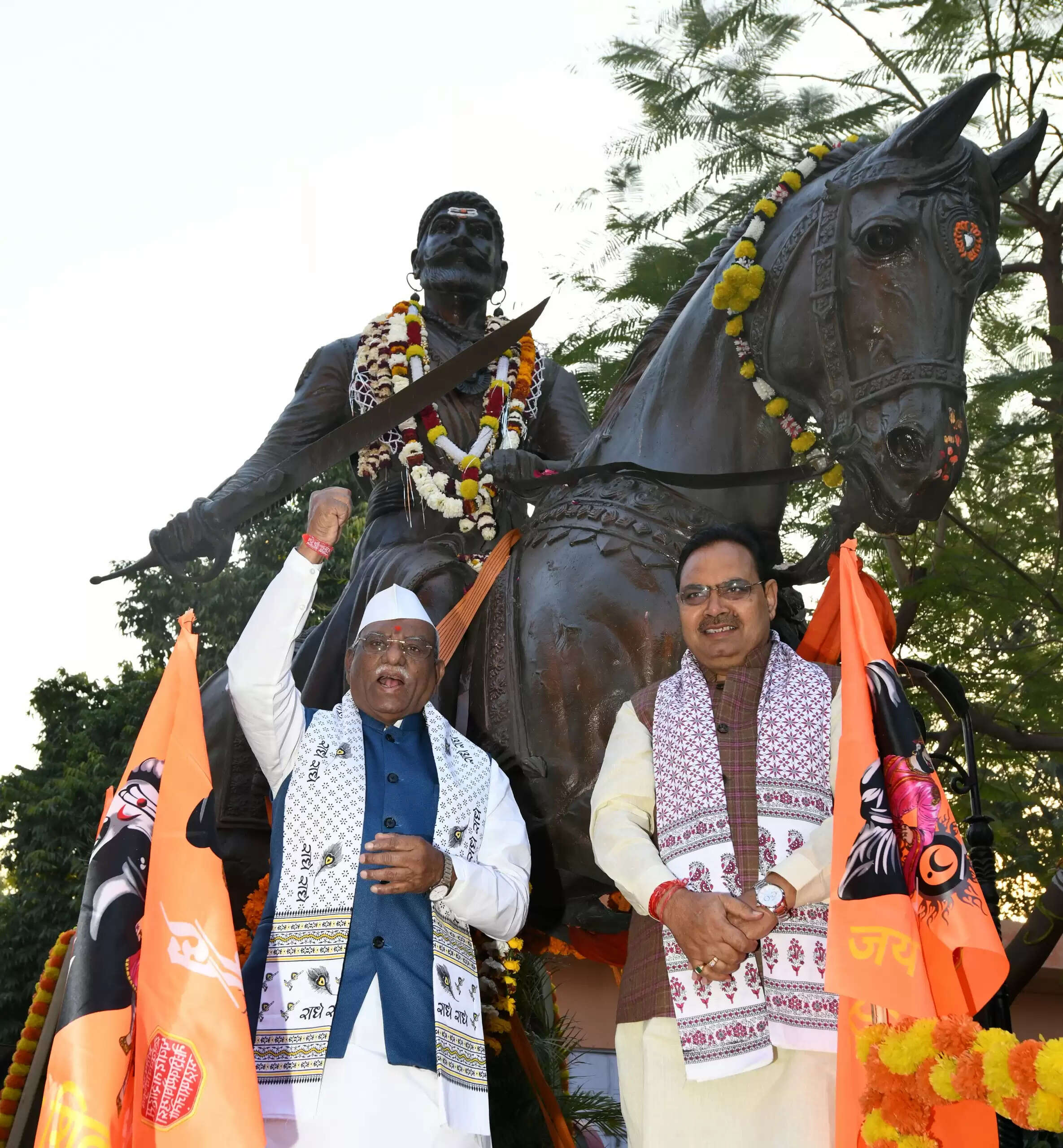 राज्यपाल बागडे और मुख्यमंत्री शर्मा ने किया शिवाजी शोभायात्रा का अभिनंदन