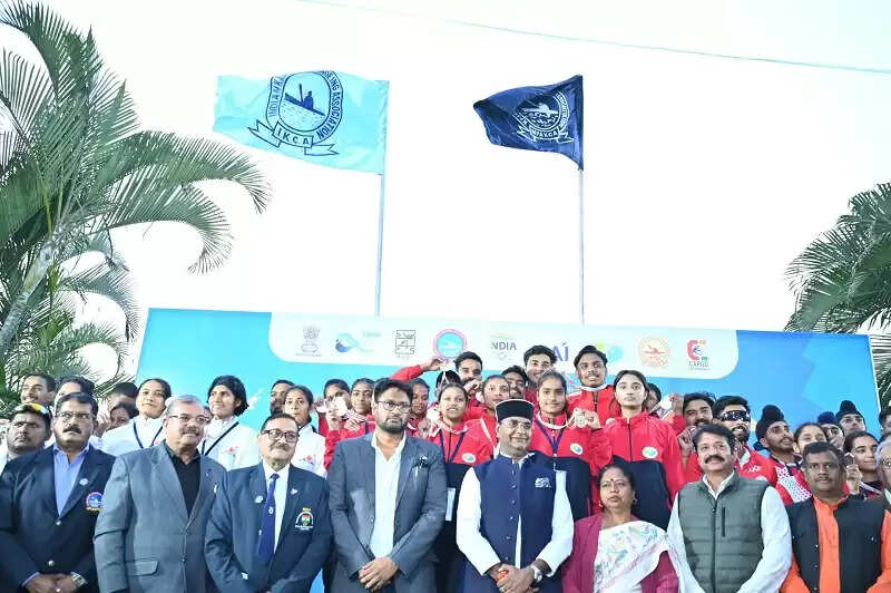 भोपाल में 14वीं राष्ट्रीय ड्रैगन बोट चैंपियनशिप का शुभारंभ